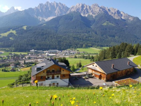 Ferienwohnungen Kuentnerhof San Candido